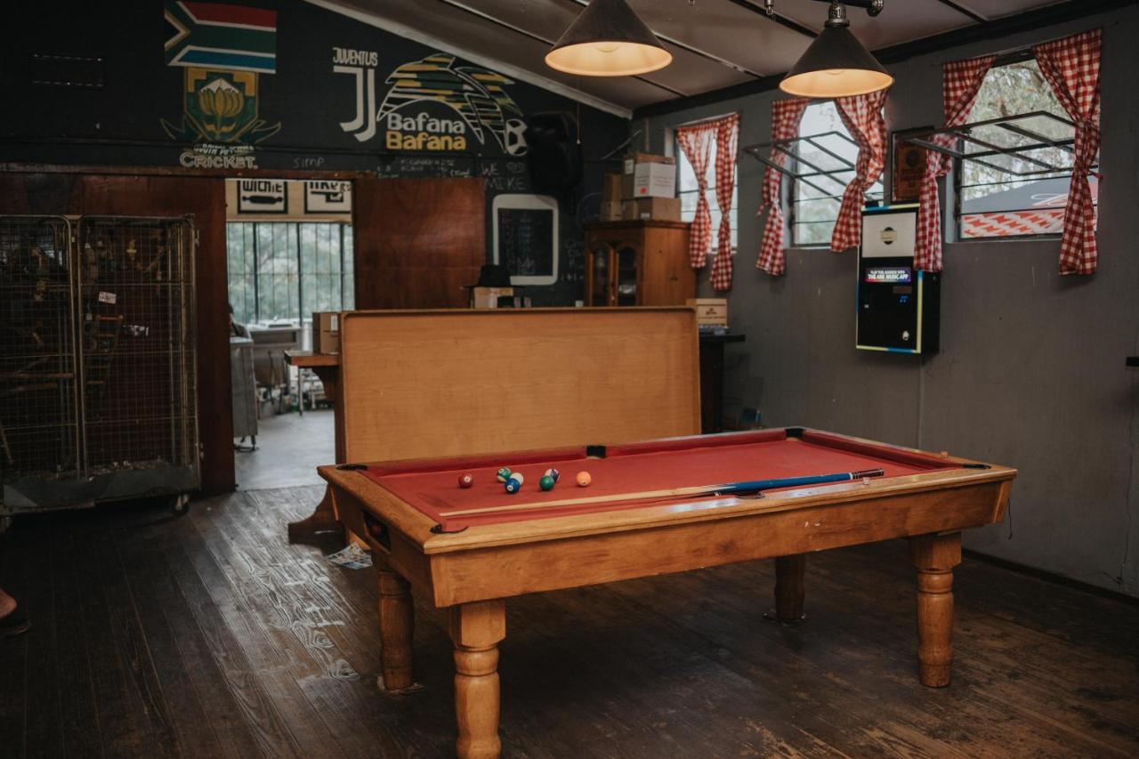 Pretorius Park Hotel Хартбееспоорт Екстериор снимка